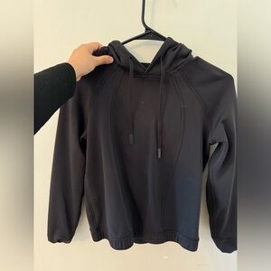 Black lulu lemon athletic material pull over